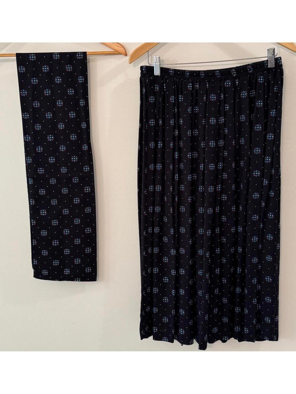Leslie Fay Women's Petite Matching Skirt and Scarf Set